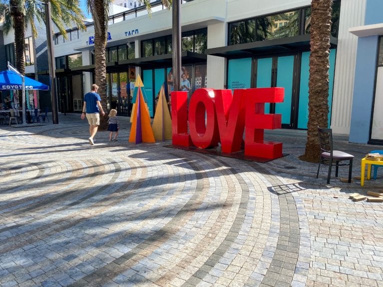 Descubra onde comprar vestido de noiva em Miami e se vale a pena