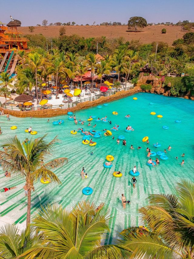 7 parques aquáticos brasileiros para curtir as férias de final de ano