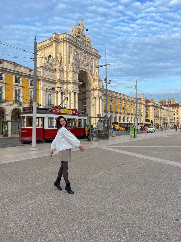 Praça do Comércio - Lisboa com bebês e crianças